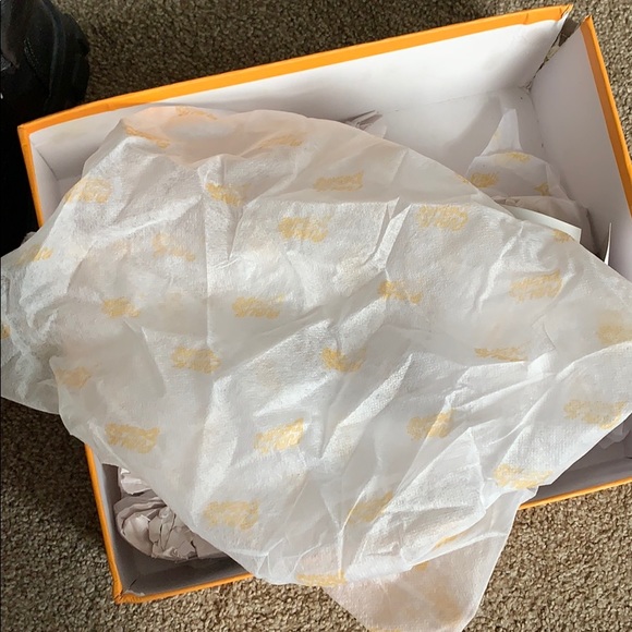 Black lace-up chunky boots with a pouch detail - Picture 5 of 5